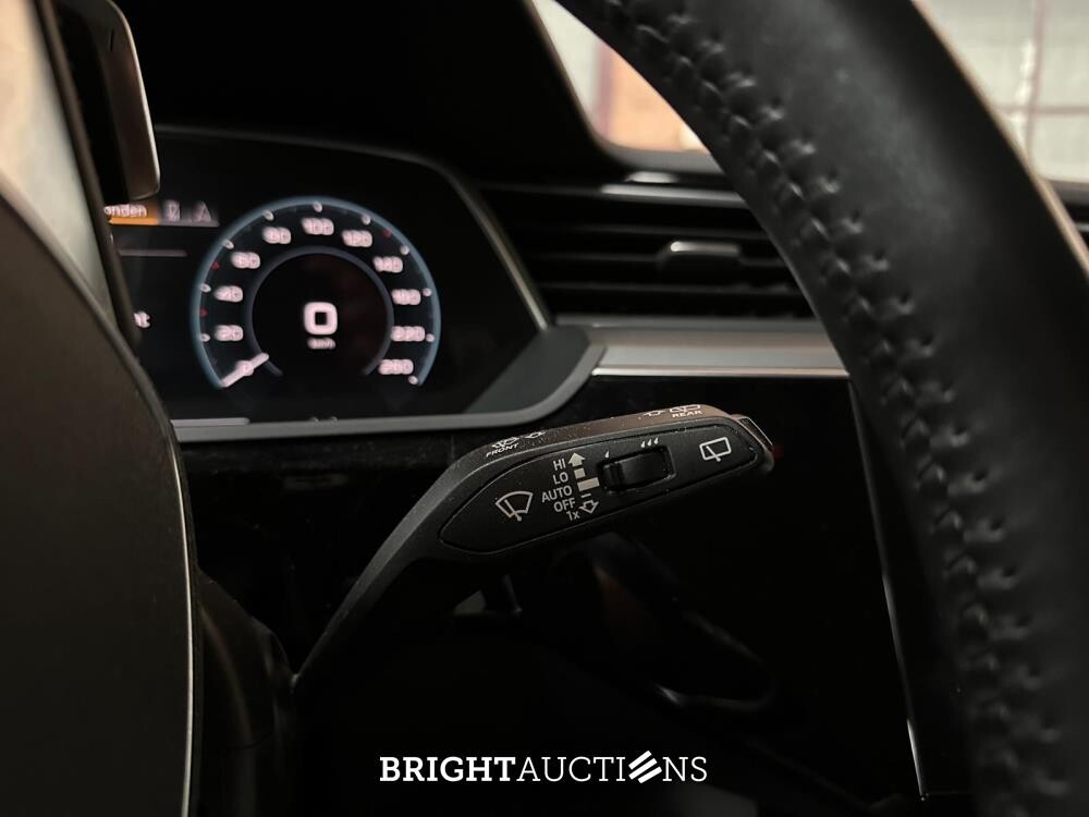 Audi e-tron 55 Quattro Advanced 95 kWh 360pk 2019 (Origineel-NL), G-176-XS