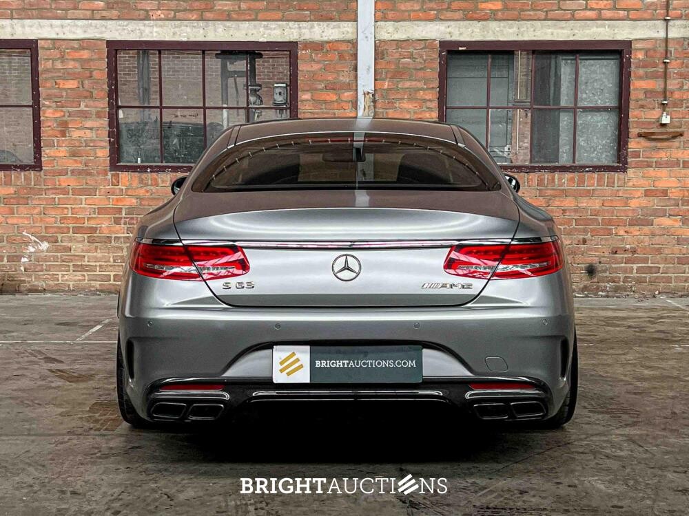 Mercedes-AMG S63 AMG 5.5 V8 4Matic 585pk 2015 S-Klasse Coupe Mercedes-Benz, N-942-DN