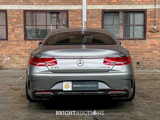 Mercedes-AMG S63 AMG 5.5 V8 4Matic 585pk 2015 S-Klasse Coupe Mercedes-Benz, N-942-DN