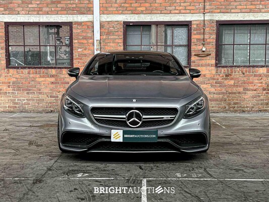Mercedes-AMG S63 AMG 5.5 V8 4Matic 585pk 2015 S-Klasse Coupe Mercedes-Benz, N-942-DN