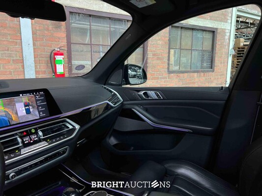 BMW X5 xDrive45e M Sport High Executive 394pk 2021, P-585-ZH