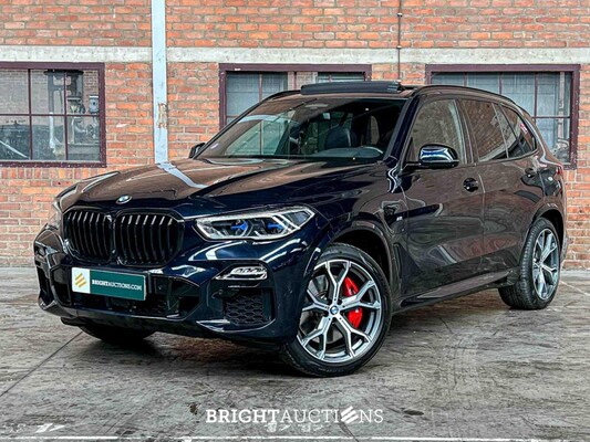 BMW X5 xDrive45e M Sport High Executive 394pk 2021, P-585-ZH