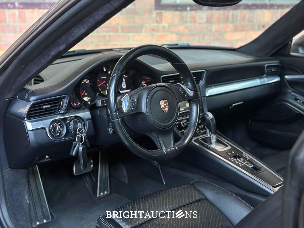 Porsche 911 Carrera 4 3.4 991 349pk 2015, G-943-PS