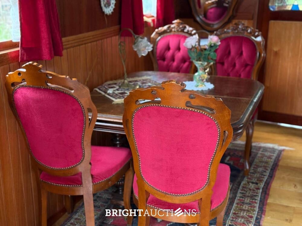 Rifra Saloon (EIGENBOUW - Pipowagen) 1953, LPL-80-D + Hanomag R442T-Brillant Tractor 42pk 1962, TDJ-78-P