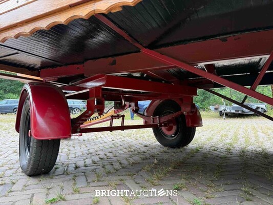 Rifra Saloon (EIGENBOUW - Pipowagen) 1953, LPL-80-D + Hanomag R442T-Brillant Tractor 42pk 1962, TDJ-78-P