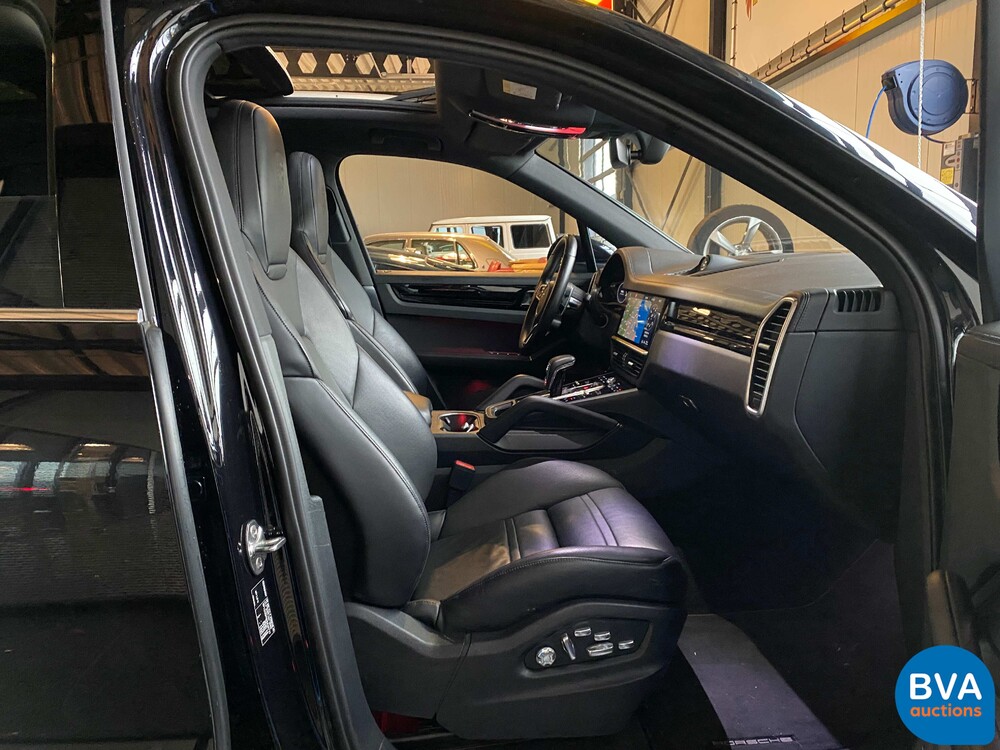 Porsche Cayenne E-Hybrid SportChrono 462pk 2018 -Org NL- -NW Model-, TG-791-N
