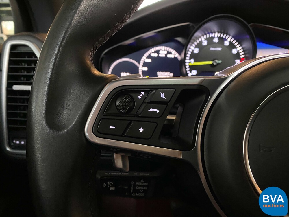 Porsche Cayenne E-Hybrid SportChrono 462pk 2018 -Org NL- -NW Model-, TG-791-N