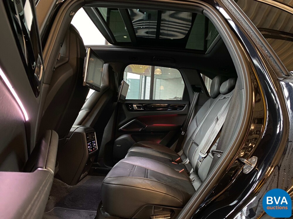 Porsche Cayenne E-Hybrid SportChrono 462pk 2018 -Org NL- -NW Model-, TG-791-N