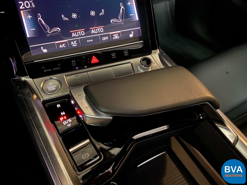 Audi E-tron 55 Quattro EDITION ONE 408pk 2019 Virtual Mirrors.