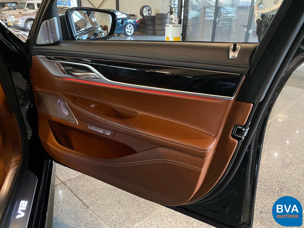 BMW M760Li V12 609pk M-sport xDrive 7-series 2017, TV-437-J.