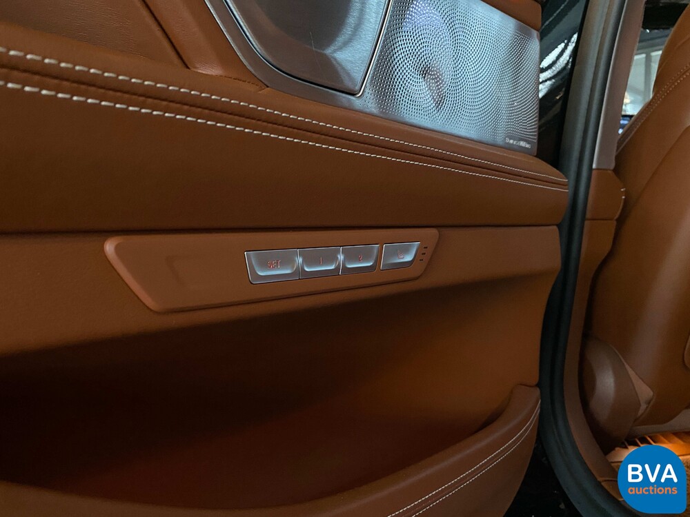 BMW M760Li V12 609pk M-sport xDrive 7-series 2017, TV-437-J.