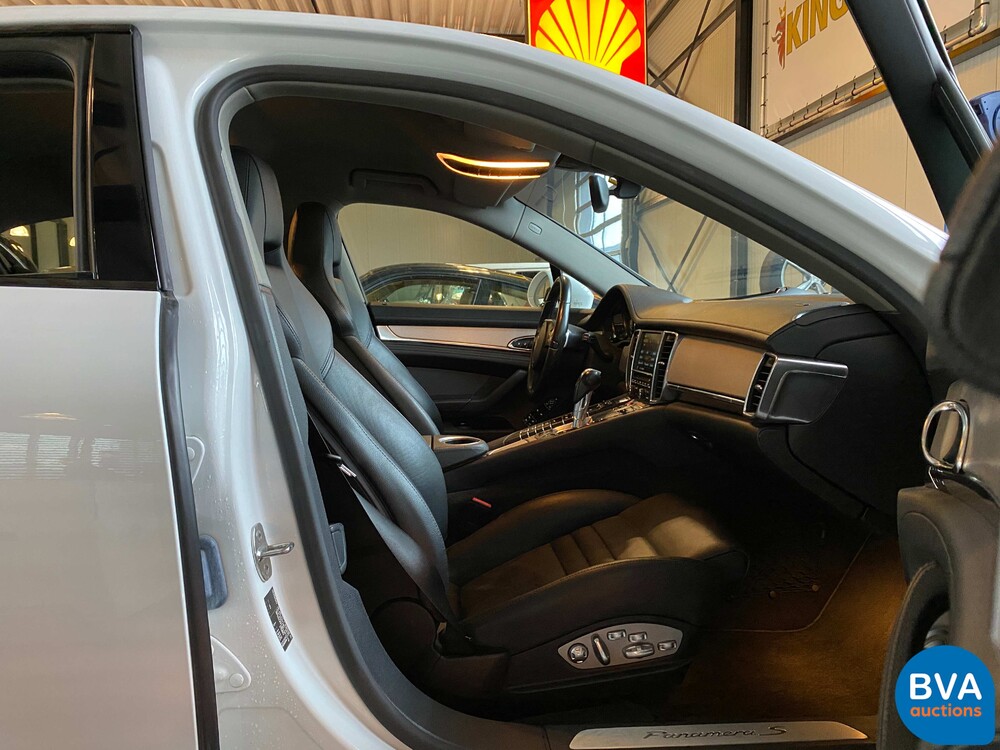 Porsche Panamera S E-Hybrid 416pk SportChrono 2014 -Org NL-, 5-TDZ-03.
