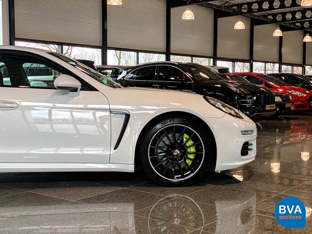 Porsche Panamera S E-Hybrid 416pk SportChrono 2014 -Org NL-, 5-TDZ-03.