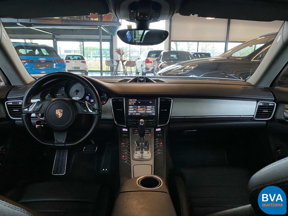 Porsche Panamera S E-Hybrid 416pk SportChrono 2014 -Org NL-, 5-TDZ-03.