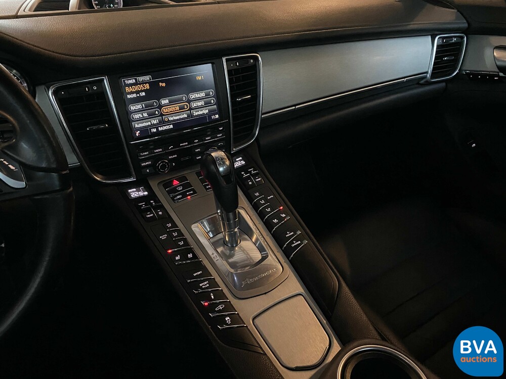 Porsche Panamera S E-Hybrid 416pk SportChrono 2014 -Org NL-, 5-TDZ-03.
