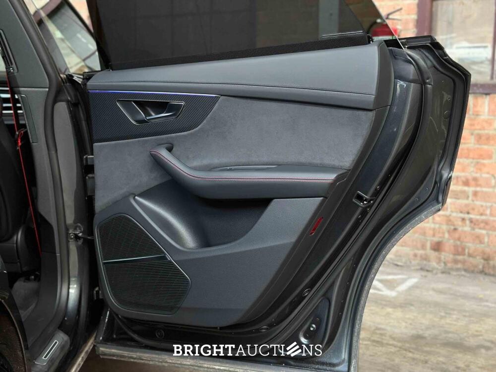 Audi RSQ8 4.0 TFSI V8 Quattro 600pk 2024 Fabrieksgarantie