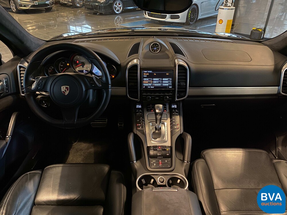Porsche Cayenne 4.8 GTS V8 420pk 2013, 7-TLS-22