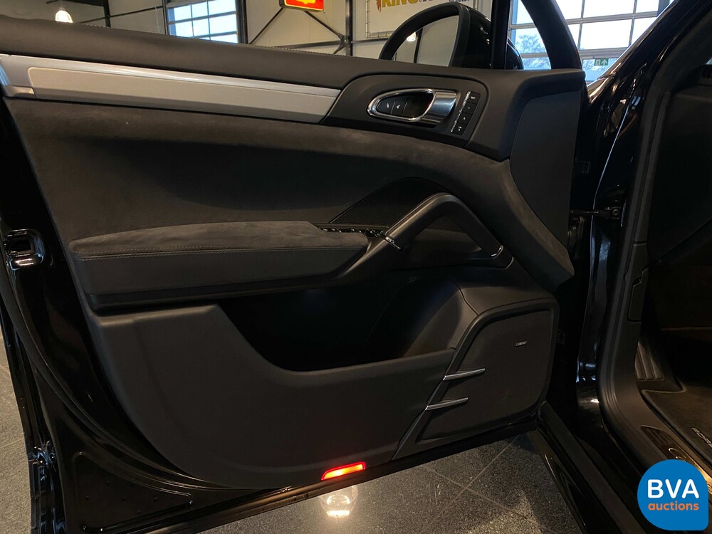 Porsche Cayenne 4.8 GTS V8 420pk 2013, 7-TLS-22