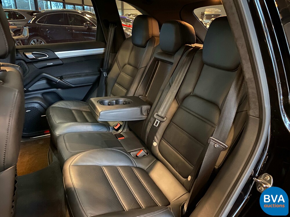 Porsche Cayenne 4.8 GTS V8 420pk 2013, 7-TLS-22