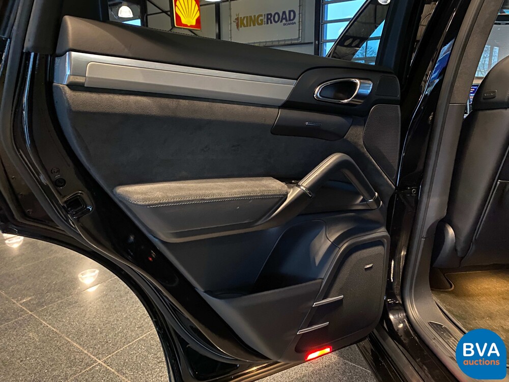 Porsche Cayenne 4.8 GTS V8 420pk 2013, 7-TLS-22