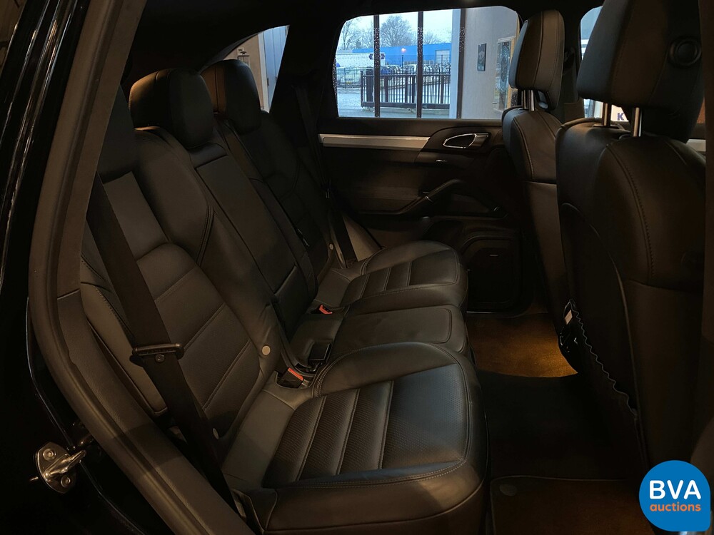 Porsche Cayenne 4.8 GTS V8 420pk 2013, 7-TLS-22