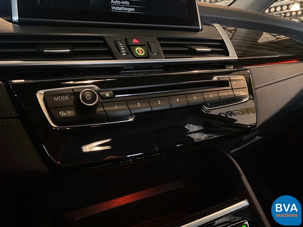 BMW 218i Active Tourer Luxury 2-series 136pk 2015 -Org NL-, GS-903-P.