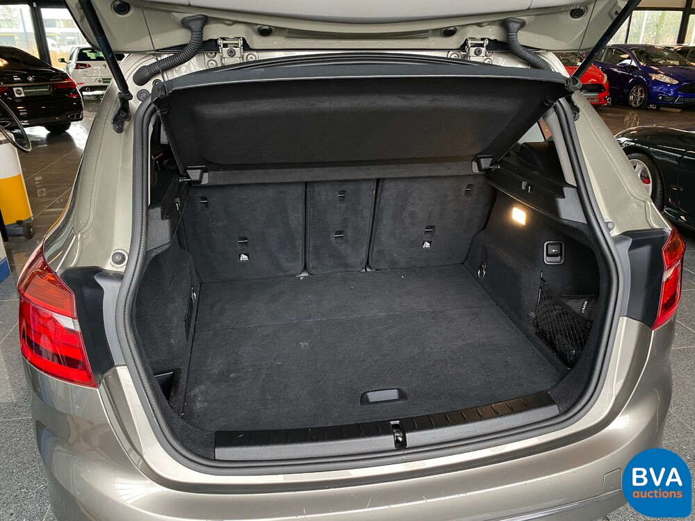 BMW 218i Active Tourer Luxury 2-series 136pk 2015 -Org NL-, GS-903-P.