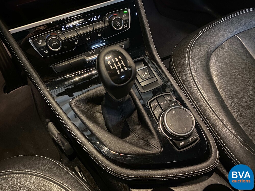 BMW 218i Active Tourer Luxury 2-series 136pk 2015 -Org NL-, GS-903-P.