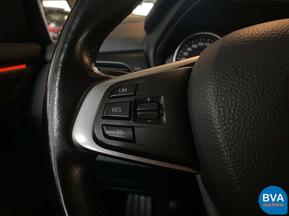 BMW 218i Active Tourer Luxury 2-series 136pk 2015 -Org NL-, GS-903-P.