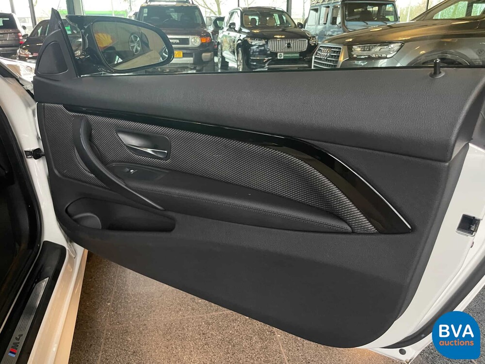 BMW M4 Competition Coupé M-Sport 450PS 2017 M-PERFORMANCE.