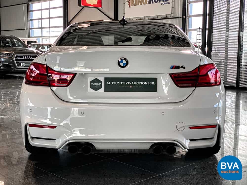 BMW M4 Competition Coupé M-Sport 450PS 2017 M-PERFORMANCE.
