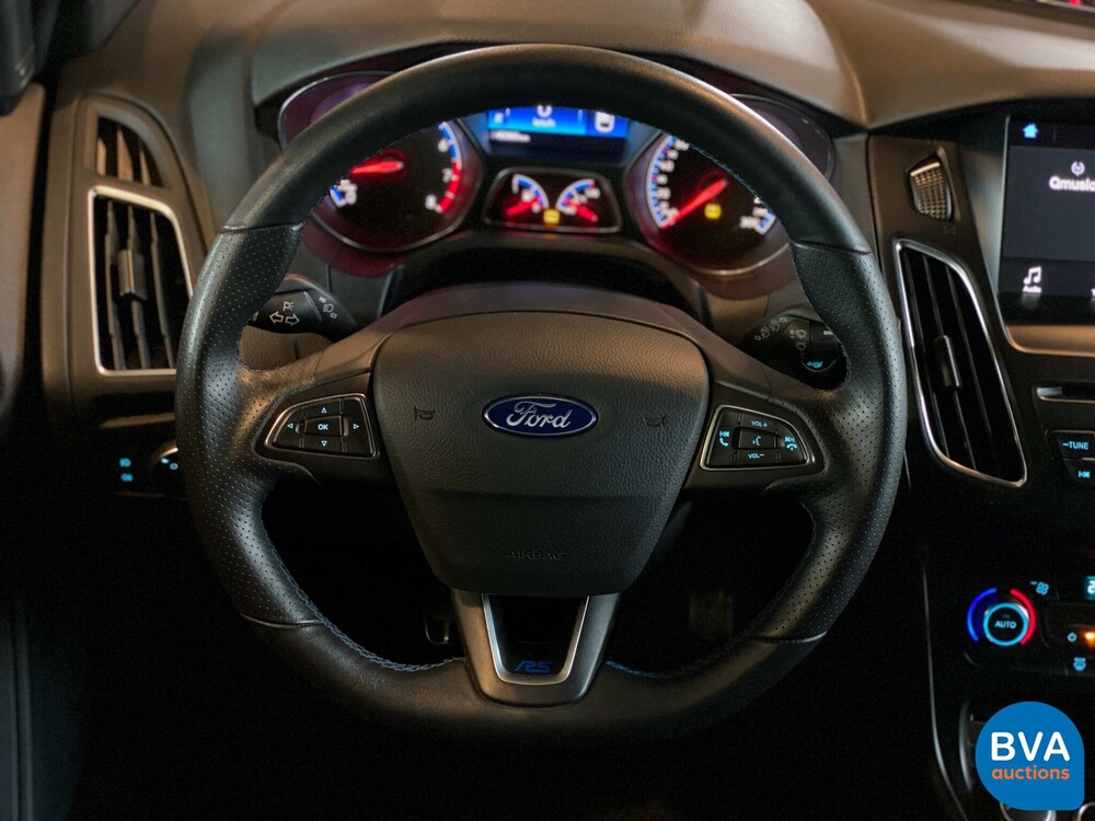 2017 Ford Focus RS 350hp.