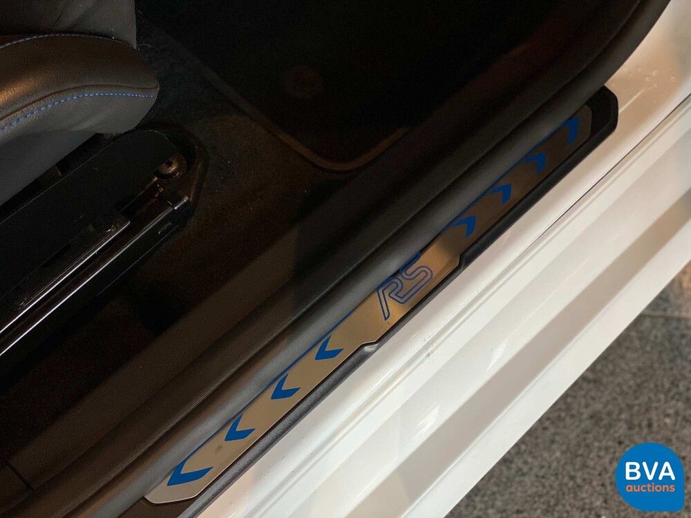 2017 Ford Focus RS 350hp.