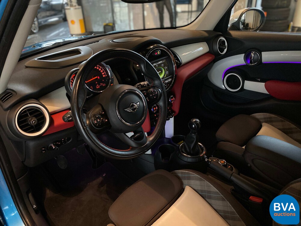 Mini Cooper S2.0 Chile JCW Package 192 PS 2015 NW-Modell, L-968-VR.