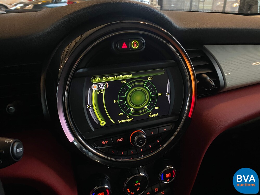 Mini Cooper S2.0 Chile JCW Package 192 PS 2015 NW-Modell, L-968-VR.