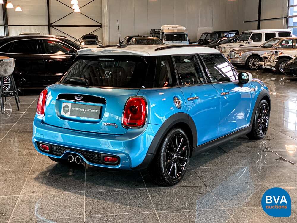 Mini Cooper S2.0 Chile JCW Package 192 PS 2015 NW-Modell, L-968-VR.