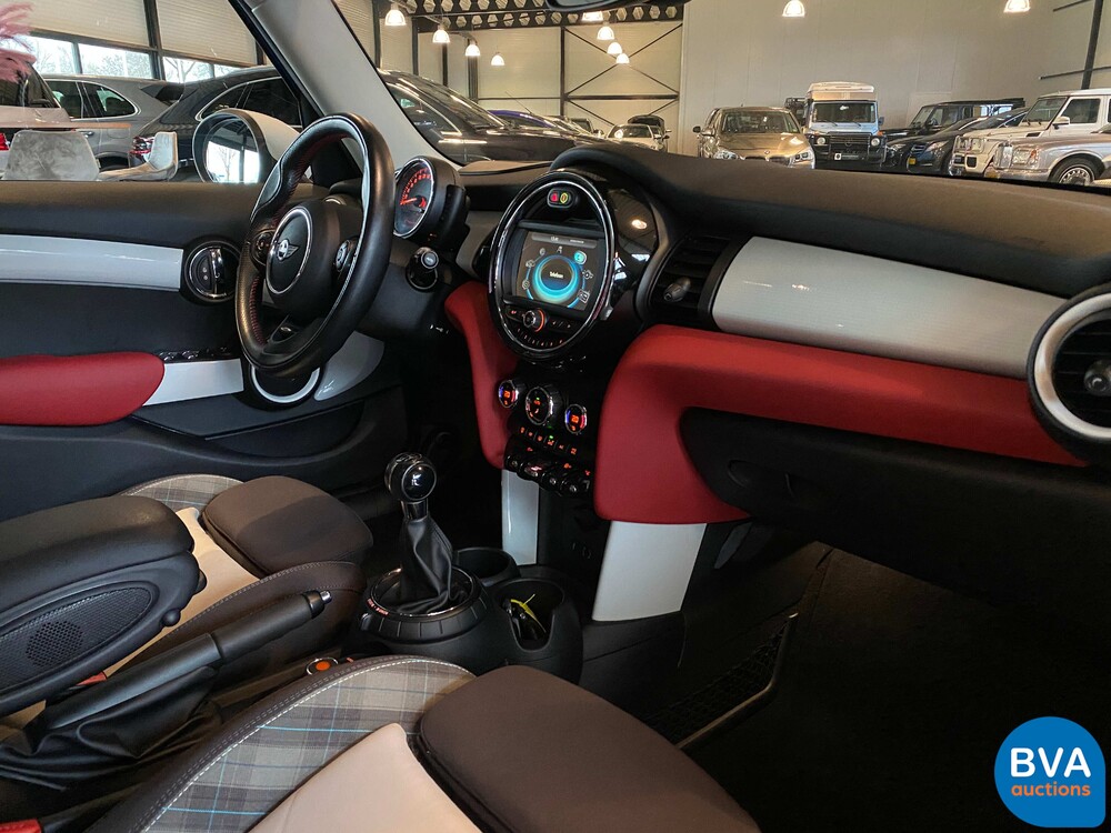 Mini Cooper S2.0 Chile JCW Package 192 PS 2015 NW-Modell, L-968-VR.