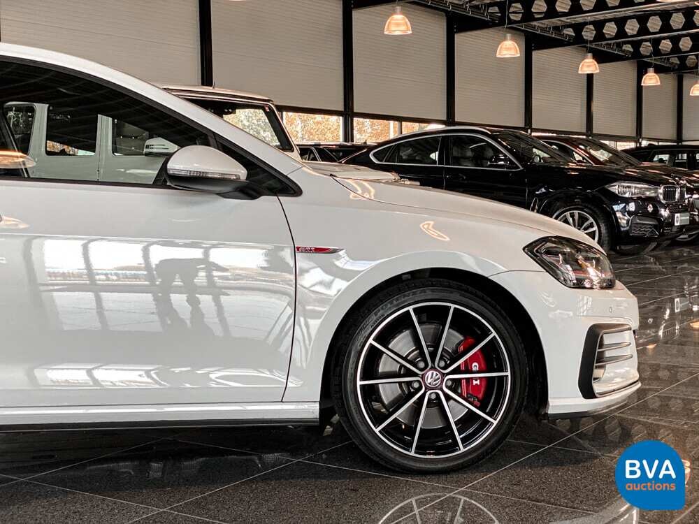 Volkswagen Golf GTI 2.0 TSI Performance 245hp 2020 FACELIFT, K-876-HF.