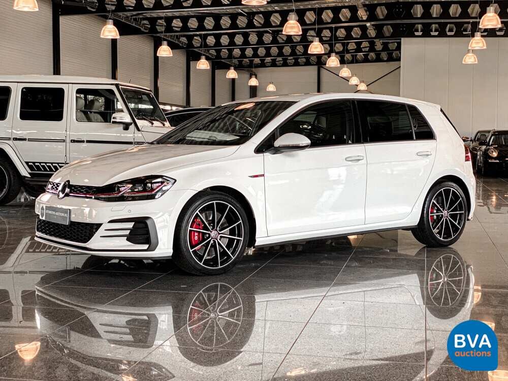Volkswagen Golf GTI 2.0 TSI Performance 245hp 2020 FACELIFT, K-876-HF.