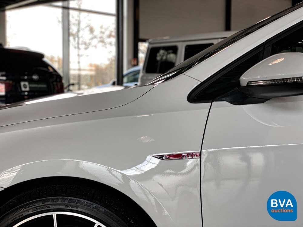 Volkswagen Golf GTI 2.0 TSI Performance 245hp 2020 FACELIFT, K-876-HF.