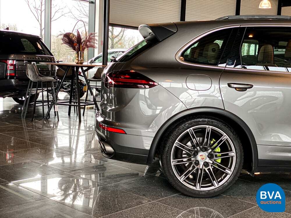 Porsche Cayenne 3.0 S E-Hybrid SportChrono 462pk 2015 -Org NL-, GJ-249-Z