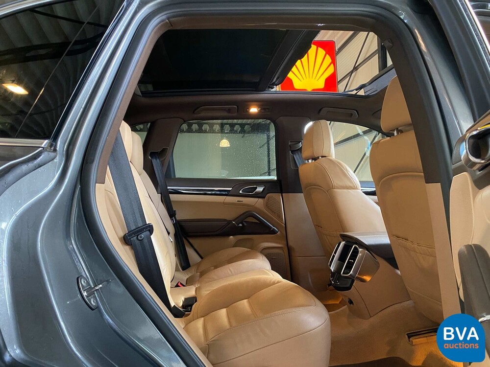 Porsche Cayenne 3.0 S E-Hybrid SportChrono 462pk 2015 -Org NL-, GJ-249-Z