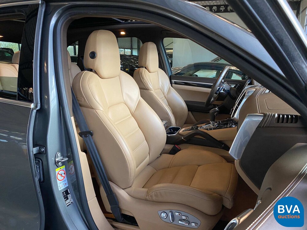 Porsche Cayenne 3.0 S E-Hybrid SportChrono 462pk 2015 -Org NL-, GJ-249-Z