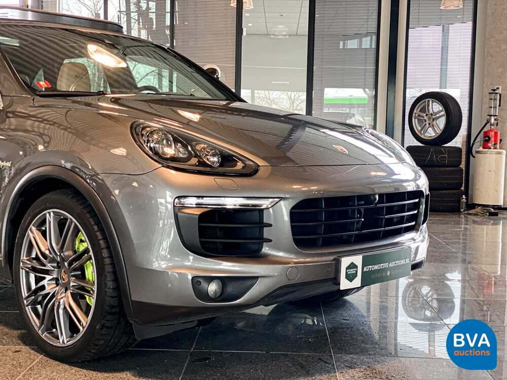 Porsche Cayenne 3.0 S E-Hybrid SportChrono 462pk 2015 -Org NL-, GJ-249-Z