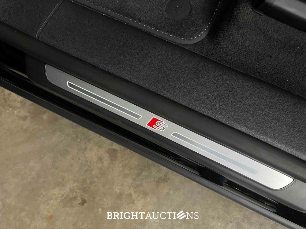 Audi Q8 60 TFSIe Quattro S-Line 490pk 2025 Plug-In Hybrid Fabrieksgarantie