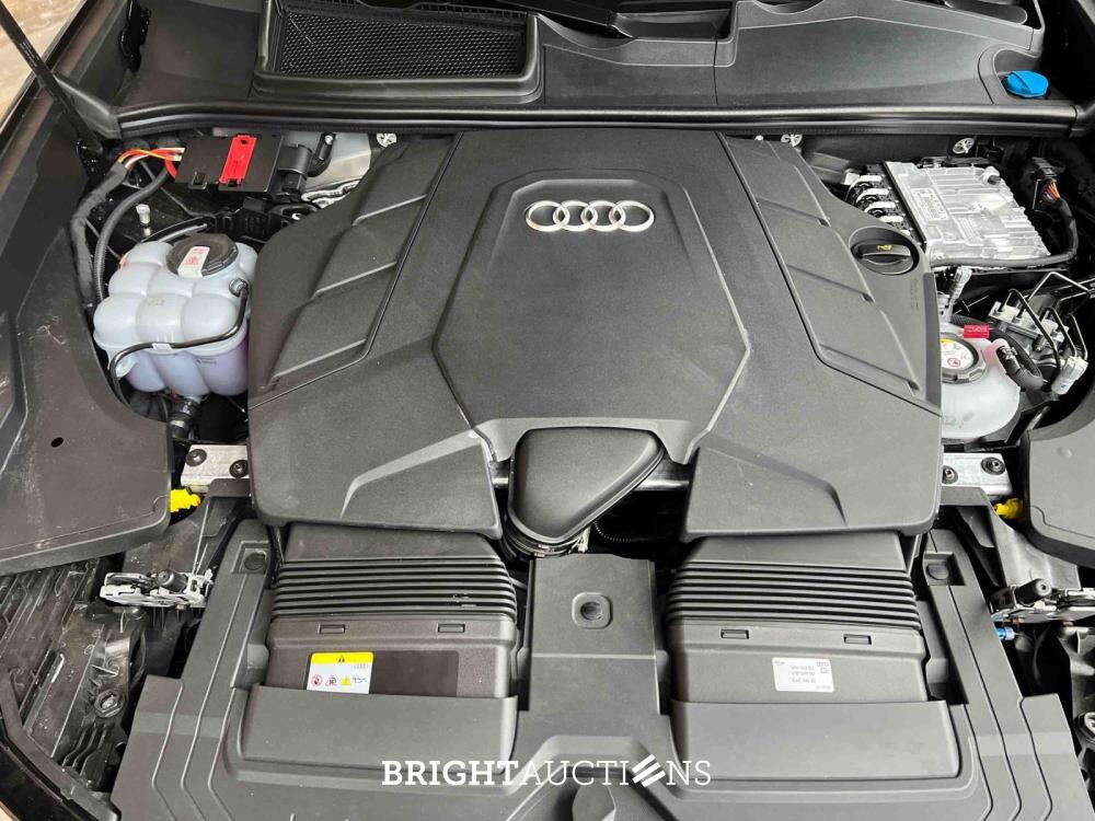 Audi Q8 60 TFSIe Quattro S-Line 490pk 2025 Plug-In Hybrid Fabrieksgarantie