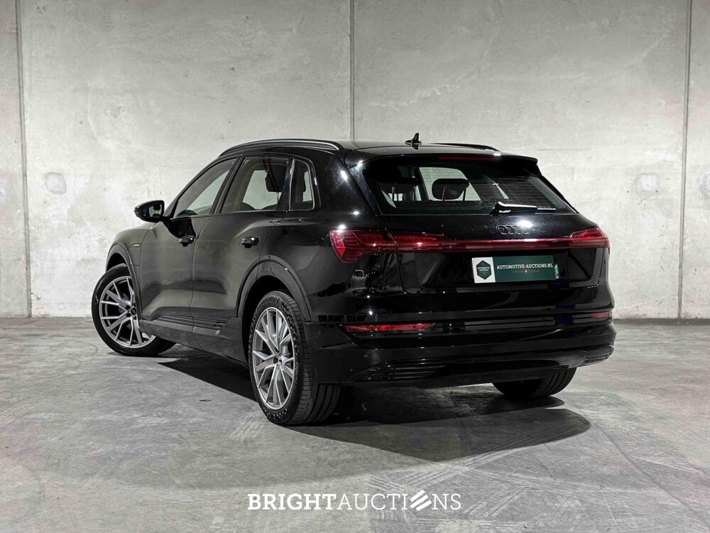 Audi e-tron 50 Quattro Business edition 71 kWh 313pk 2020 (Origineel-NL), J-427-FG