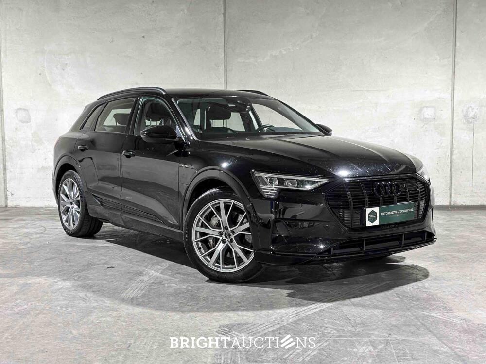 Audi e-tron 50 Quattro Business edition 71 kWh 313pk 2020 (Origineel-NL), J-427-FG