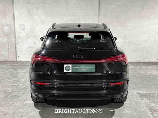 Audi e-tron 50 Quattro Business edition 71 kWh 313pk 2020 (Origineel-NL), J-427-FG