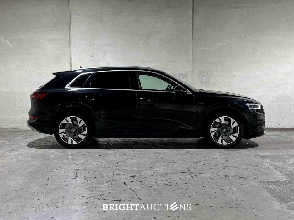 Audi e-tron 50 Quattro Launch Edition 71 kWh 313pk 2020 (Origineel-NL), J-928-KG